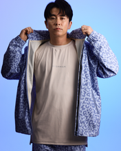 画像をギャラリービューアに読み込む, 【REFLECT】signature logo full zip hoodie / 光る防水フルジップフーディ(UNISEX)