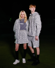 画像をギャラリービューアに読み込む, 【REFLECT】signature logo full zip hoodie / 光る防水フルジップフーディ(UNISEX)