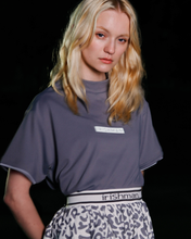 画像をギャラリービューアに読み込む, 【AURORA REFLECT】signature logo mock neck pullover / 光るモックネックプルオーバー(UNISEX)