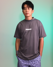 画像をギャラリービューアに読み込む, 【AURORA REFLECT】signature logo mock neck pullover / 光るモックネックプルオーバー(UNISEX)