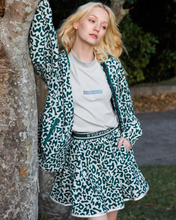 画像をギャラリービューアに読み込む, 【REFLECT】signature logo full zip hoodie / 光る防水フルジップフーディ(UNISEX)