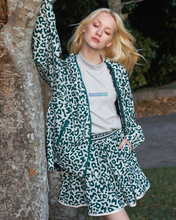 画像をギャラリービューアに読み込む, 【REFLECT】signature logo full zip hoodie / 光る防水フルジップフーディ(UNISEX)