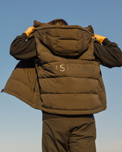 画像をギャラリービューアに読み込む, 2way Black Out down vest / ダウンベスト(MENS)