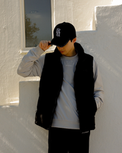 画像をギャラリービューアに読み込む, 2way Black Out down vest / ダウンベスト(MENS)