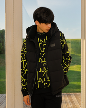 画像をギャラリービューアに読み込む, 2way Black Out down vest / ダウンベスト(MENS)