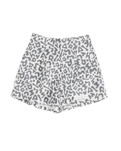画像をギャラリービューアに読み込む, 【REFLECT】signature logo tuck short pants / 光る防水タックショートパンツ(LADIES)