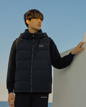 画像をギャラリービューアに読み込む, 2way Black Out down vest / ダウンベスト(MENS)