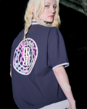 画像をギャラリービューアに読み込む, 【AURORA REFLECT】signature logo half zip mock neck pullover  / 光るハーフジップモックネックプルオーバー（UNISEX）
