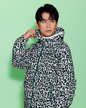 画像をギャラリービューアに読み込む, 【REFLECT】signature logo full zip hoodie  / 光る防水フルジップフーディ（UNISEX）
