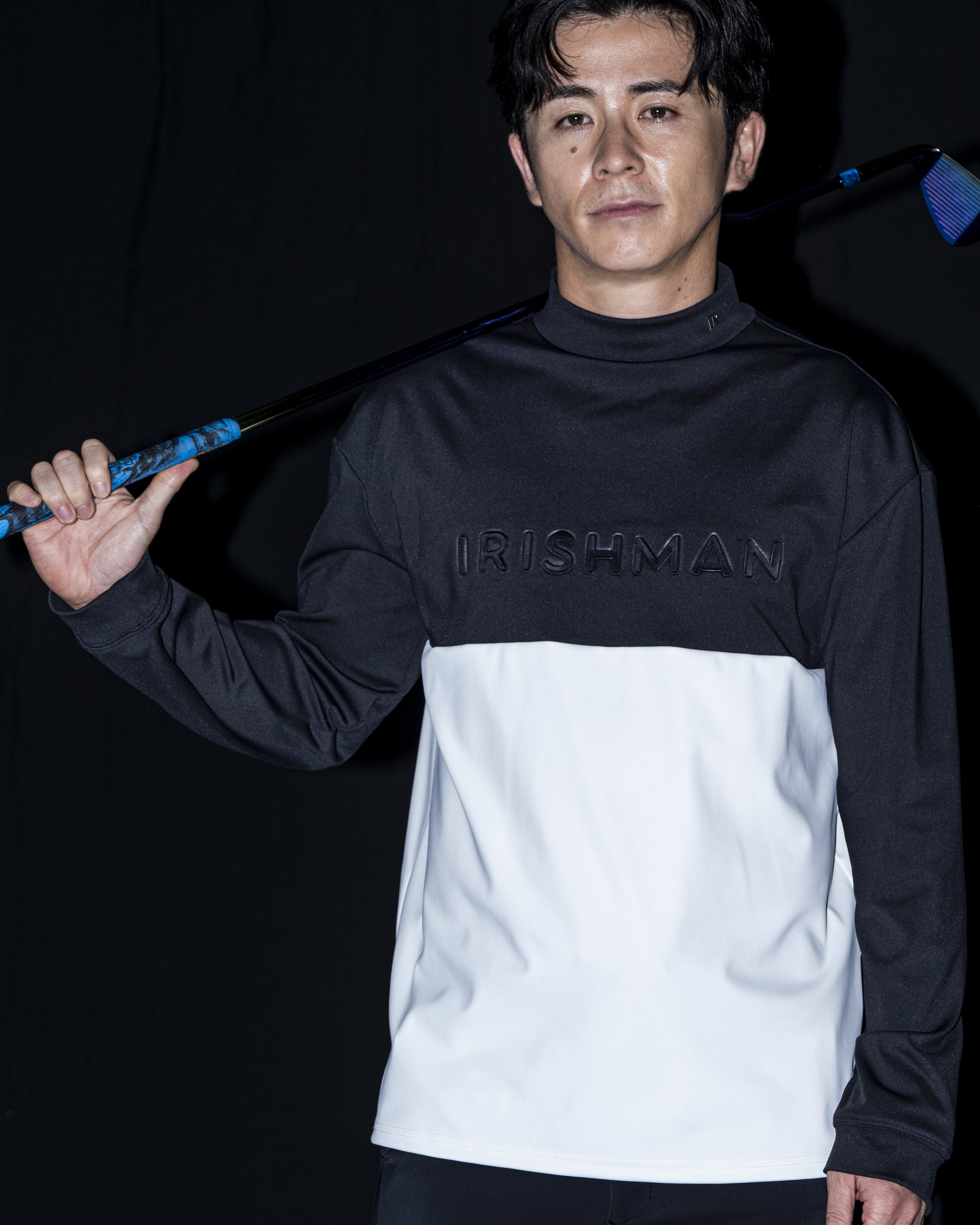 激安大特価！ bi-color emboss mock neck pullover / バイカラーエンボス メンズウェア